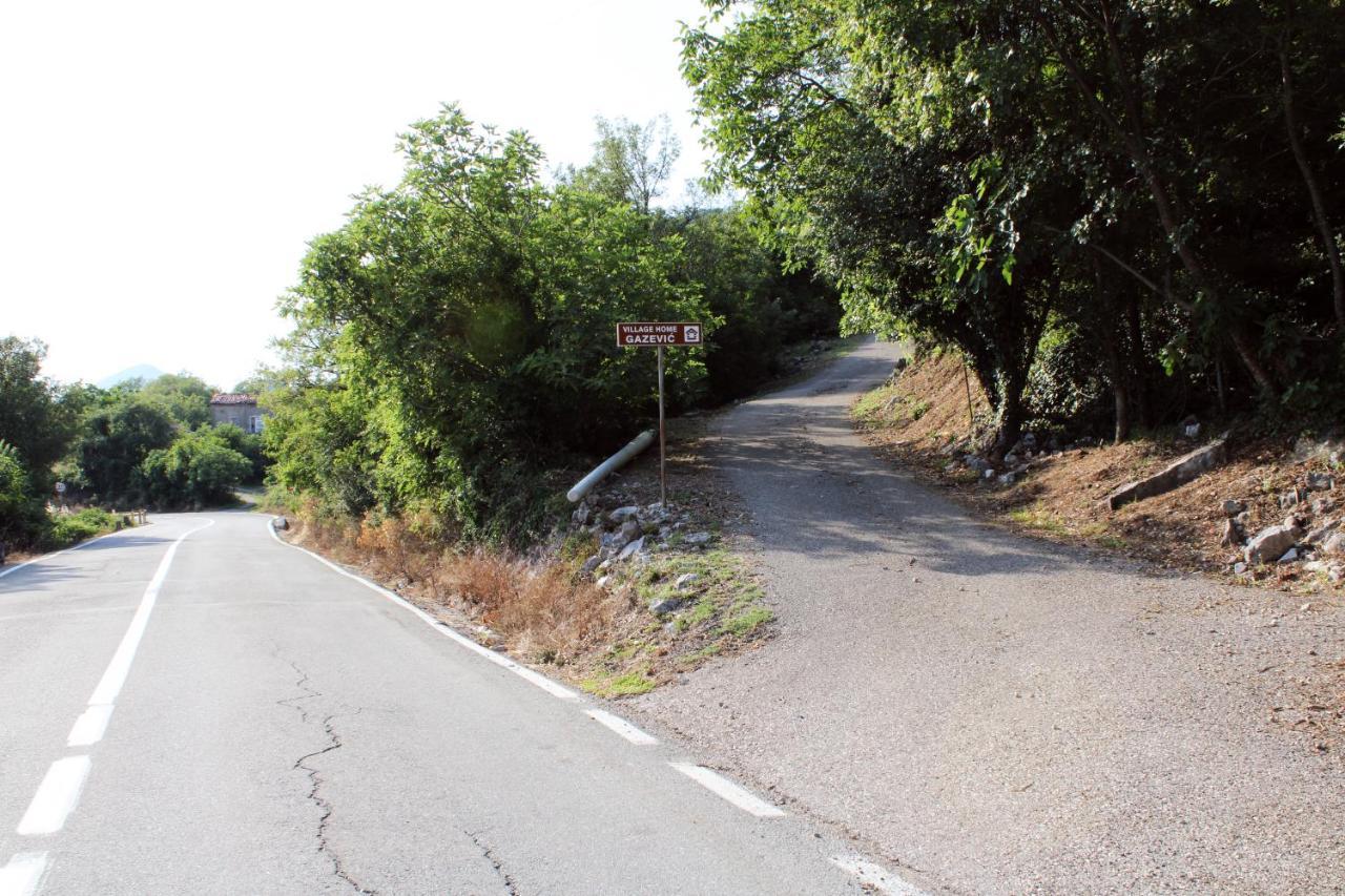 Holiday Home Gazevic Virpazar Bagian luar foto