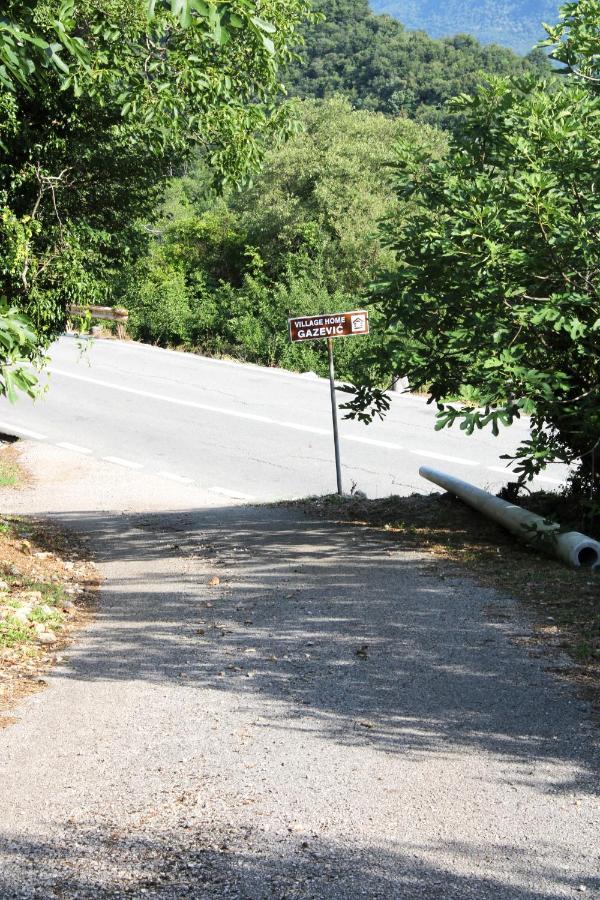 Holiday Home Gazevic Virpazar Bagian luar foto