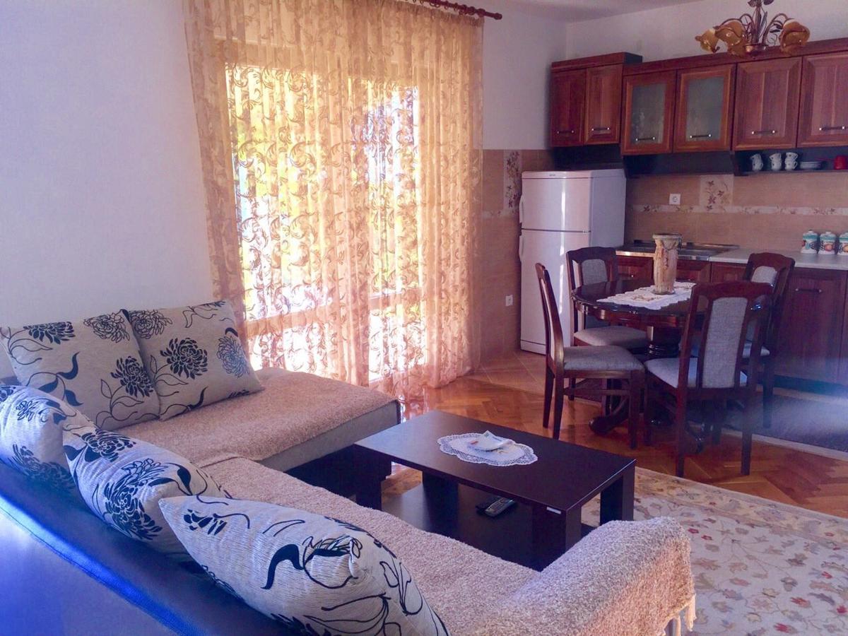 Holiday Home Gazevic Virpazar Bagian luar foto